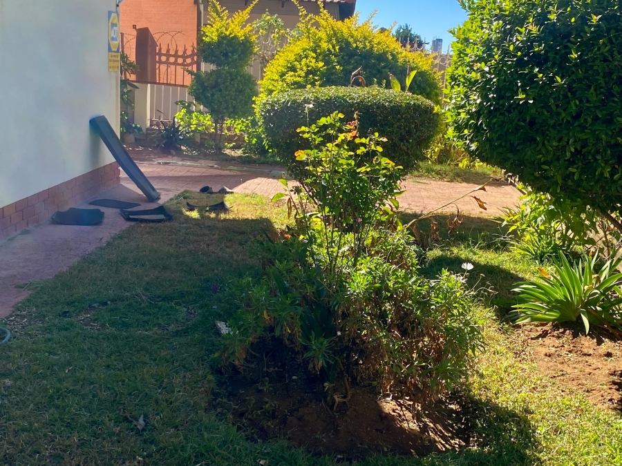 3 Bedroom Property for Sale in Tlhabane North West